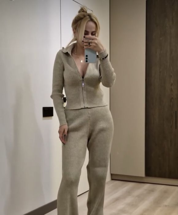 Вʼязаний костюм