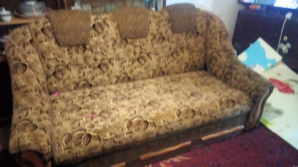 Продам діван б/ у