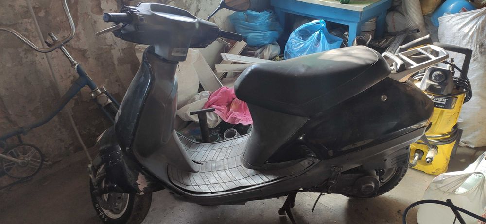 Мопед хонда леад