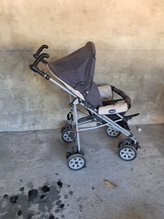 Cama + Carrinho de Bebé (CHICO)