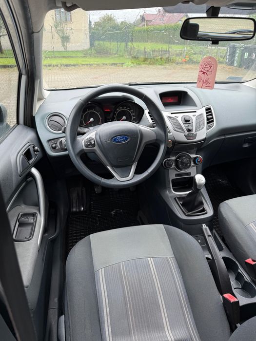 Ford Fiesta 1,25 bezyna
