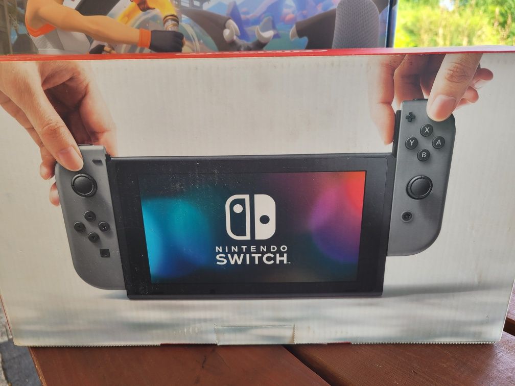 Nintendo Switch + Ringfit Adventure