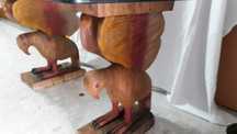 Mesa Vidro com Águias Madeira Artesanal
