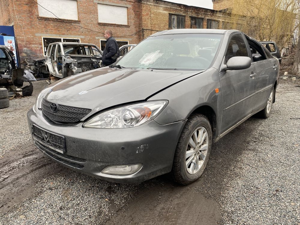 Розборка Toyota Camry 30 2.4 Двері передні ліві праві