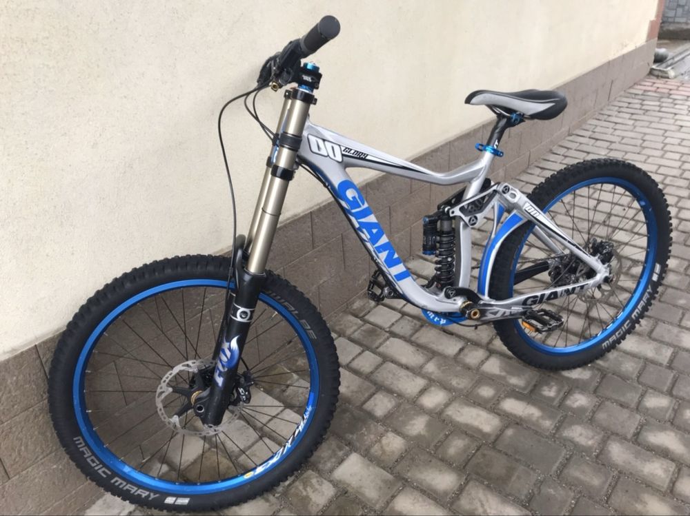 Downhill Велосипед Giant Glory 00