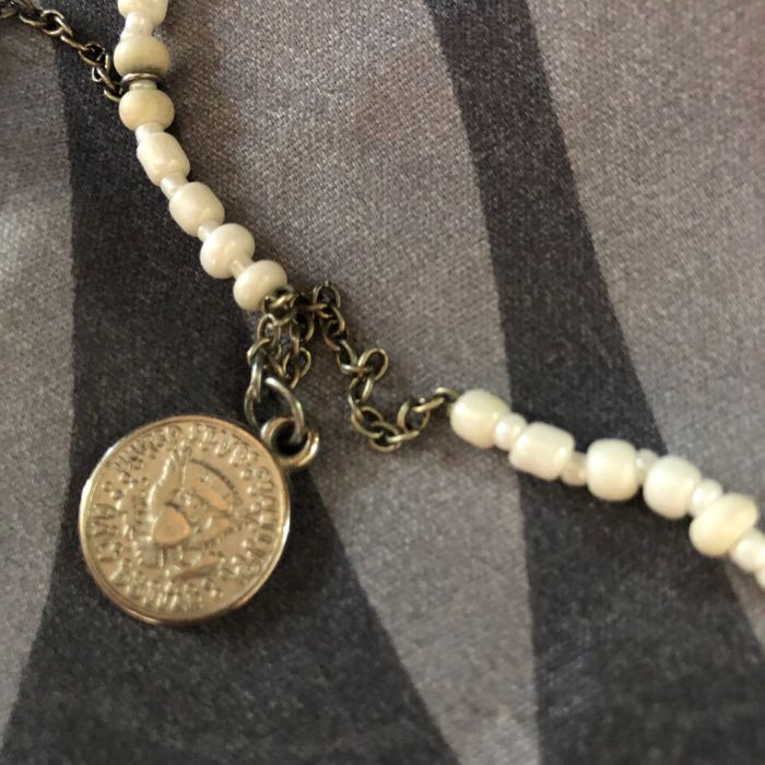 Отдам колье с натуральным жемчугом