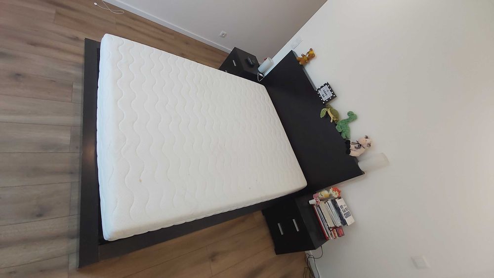 Cama Wengué c colchão Colunex 150x190 + oferta cama criança c colchão