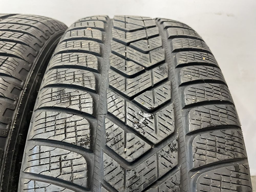 235/60/18 Pirelli Scorpion