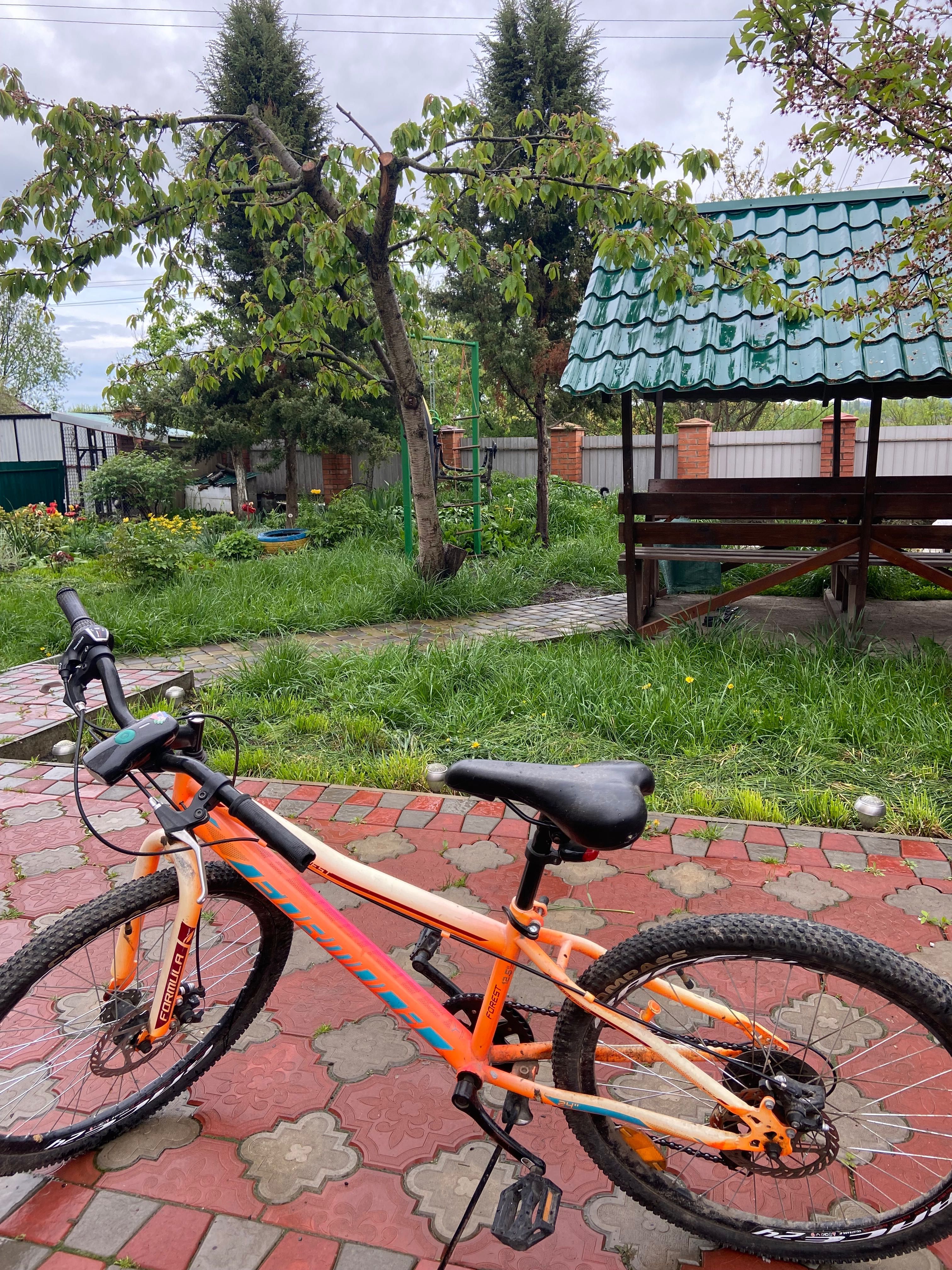 Велосипед дитячий для хлопчика 7 -8 років