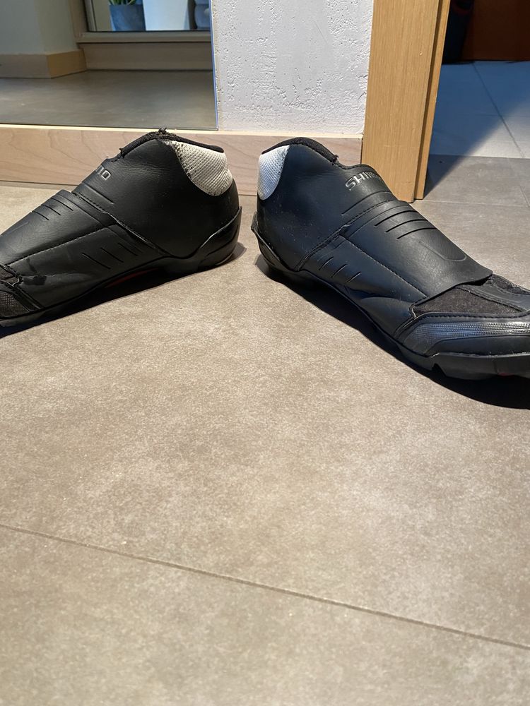 buty marki SHIMANO Model SH-M200L