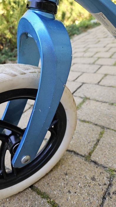 Lionelo Bart rower rowerek biegowy niebieski