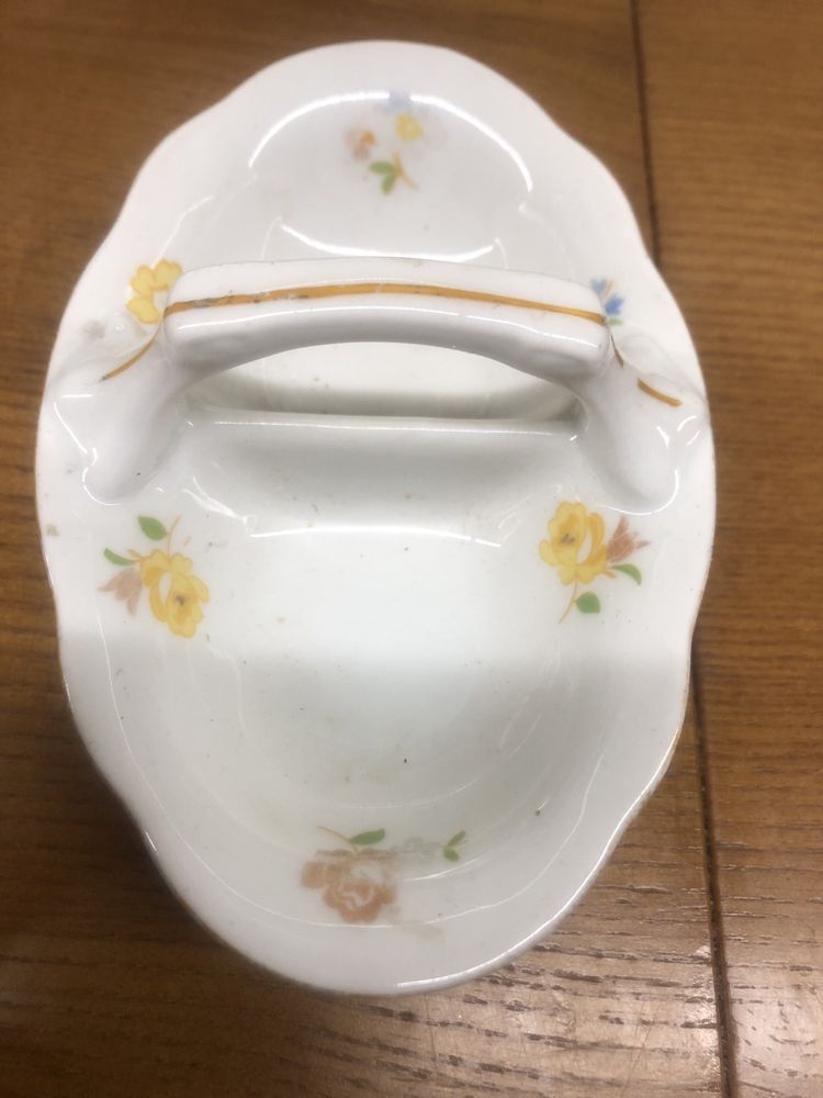 Porcelanowa pieprzniczka  i solniczka Vintage