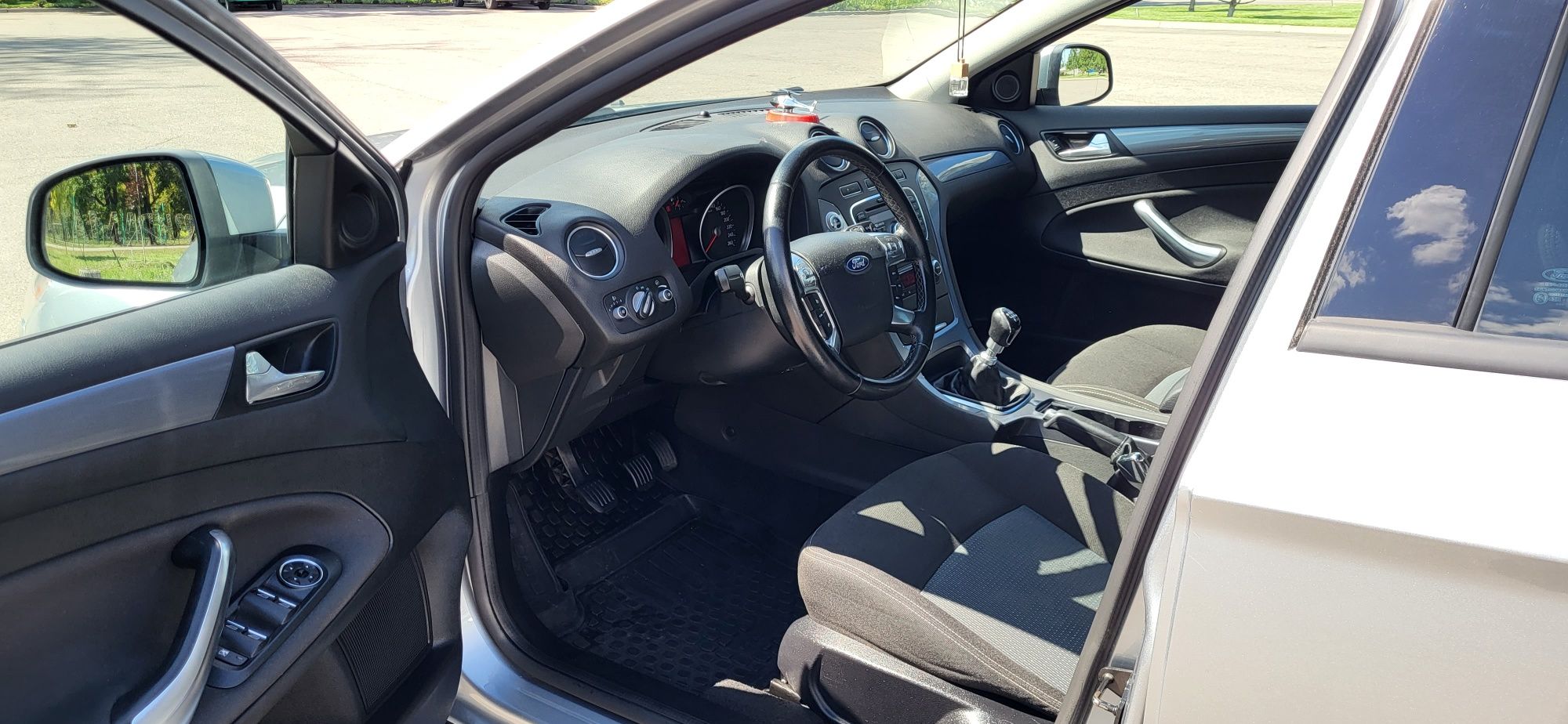 FORD MONDEO 13г Родной Окрас 117ткм