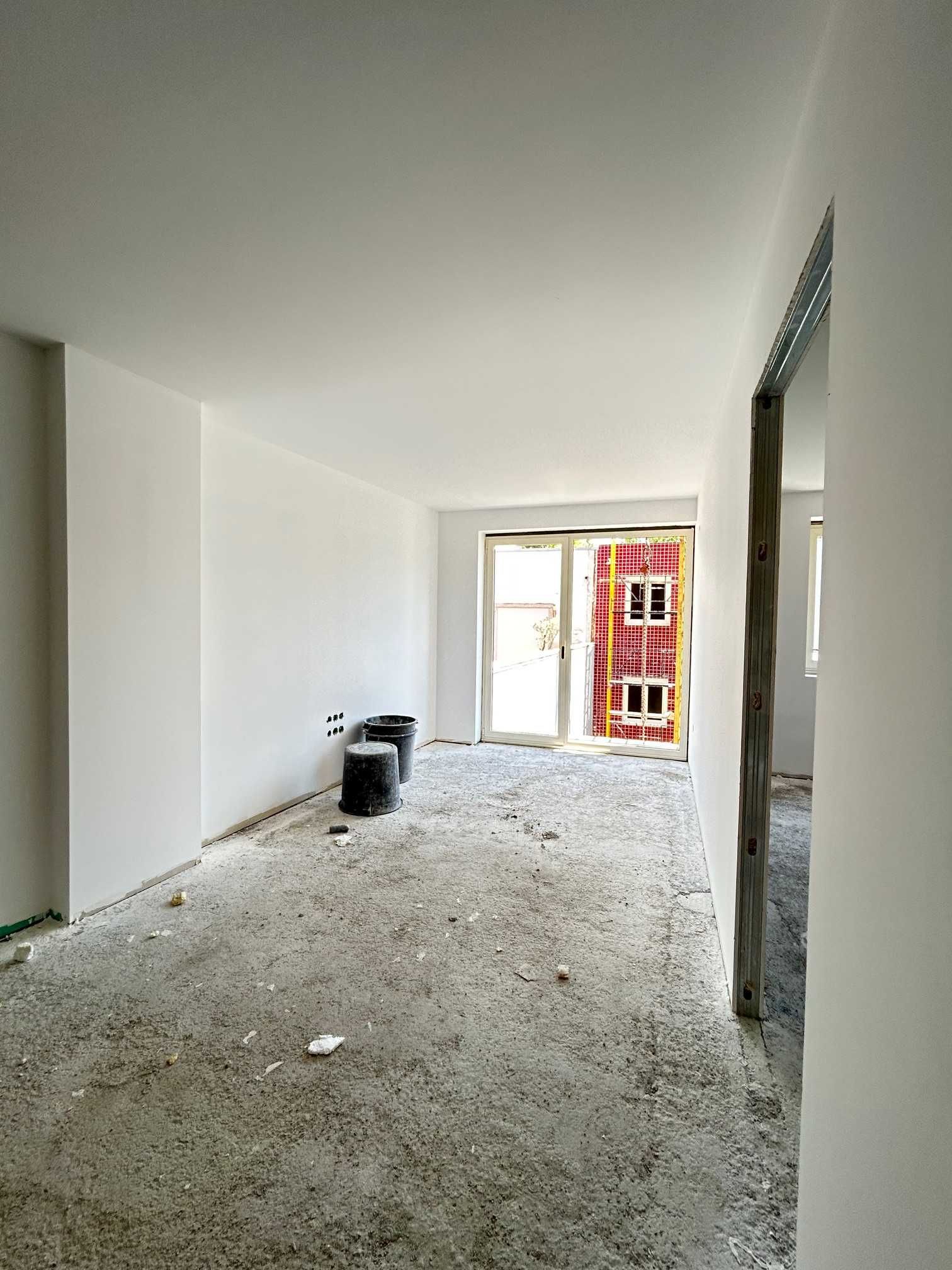 VENDE-SE T1 NOVO c/Cozinha Equipada e Varanda no Centro Braga,Portugal