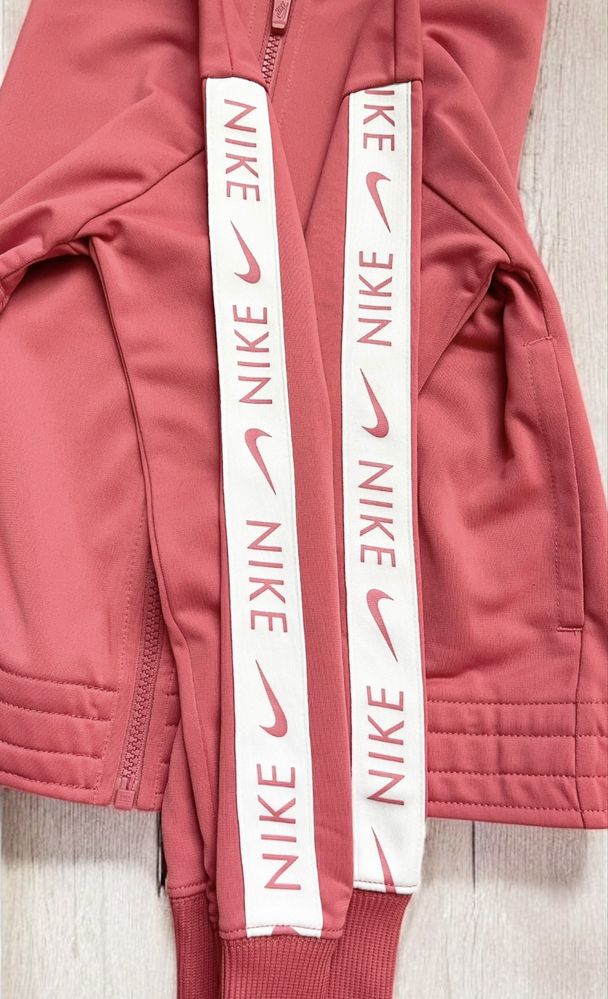 Вкорочена олімпійка кофта Nike на дівчинку підлітка 11/13 років