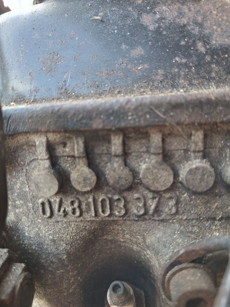 Головка двигателя Ауди 80 1.8