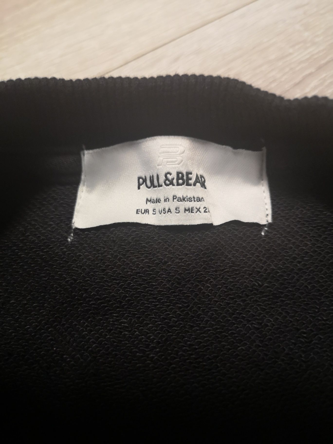 Krótka bluza pull&bear