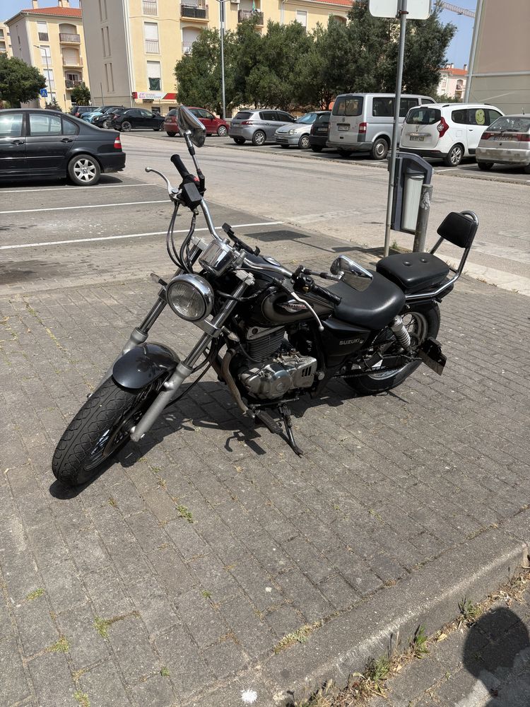 Vendo ou troco por carro Suzuki Marauder 250 cc