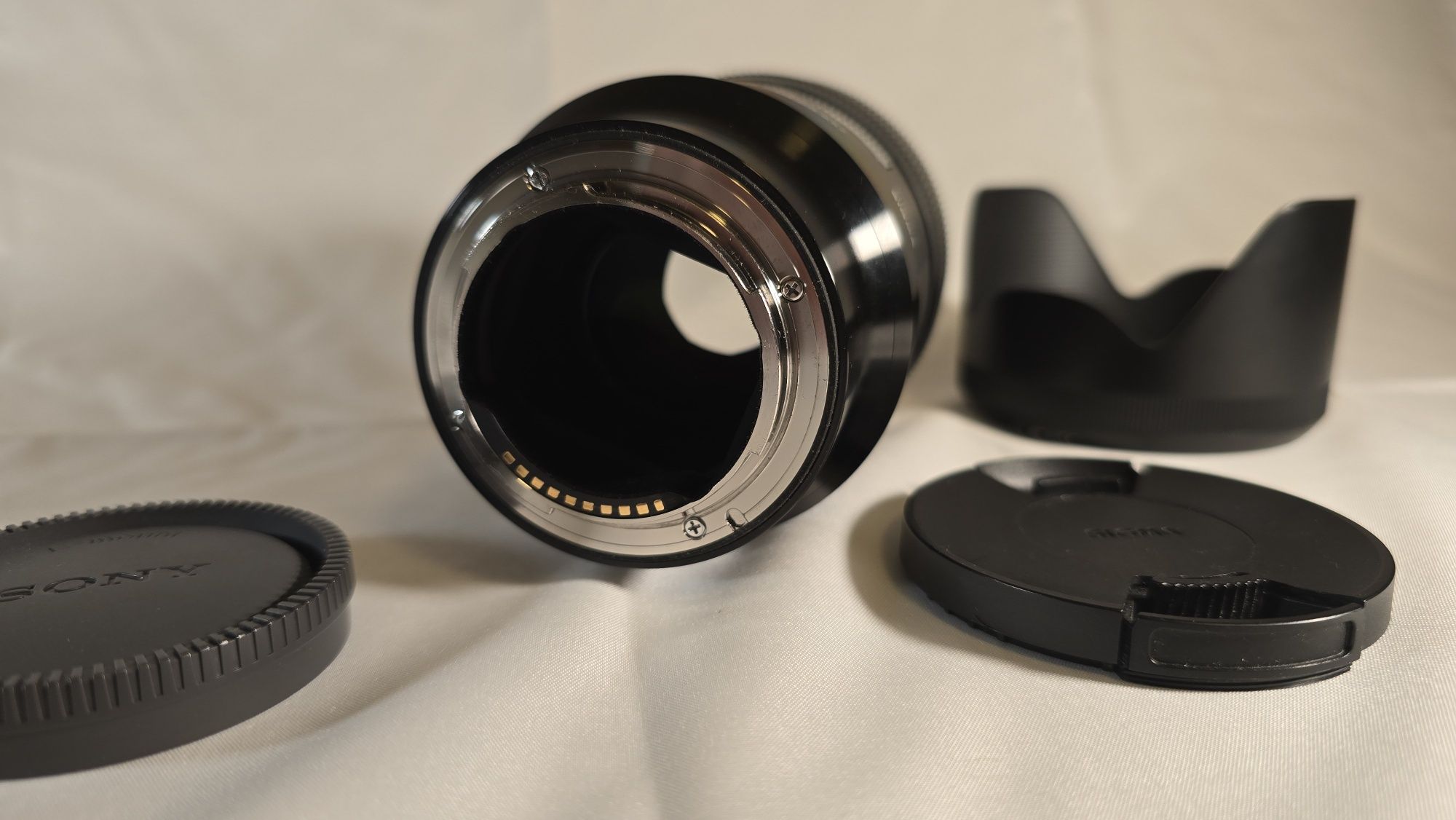 Sigma 35 mm 1.4 DG Art, do Sony FE, ładny stan