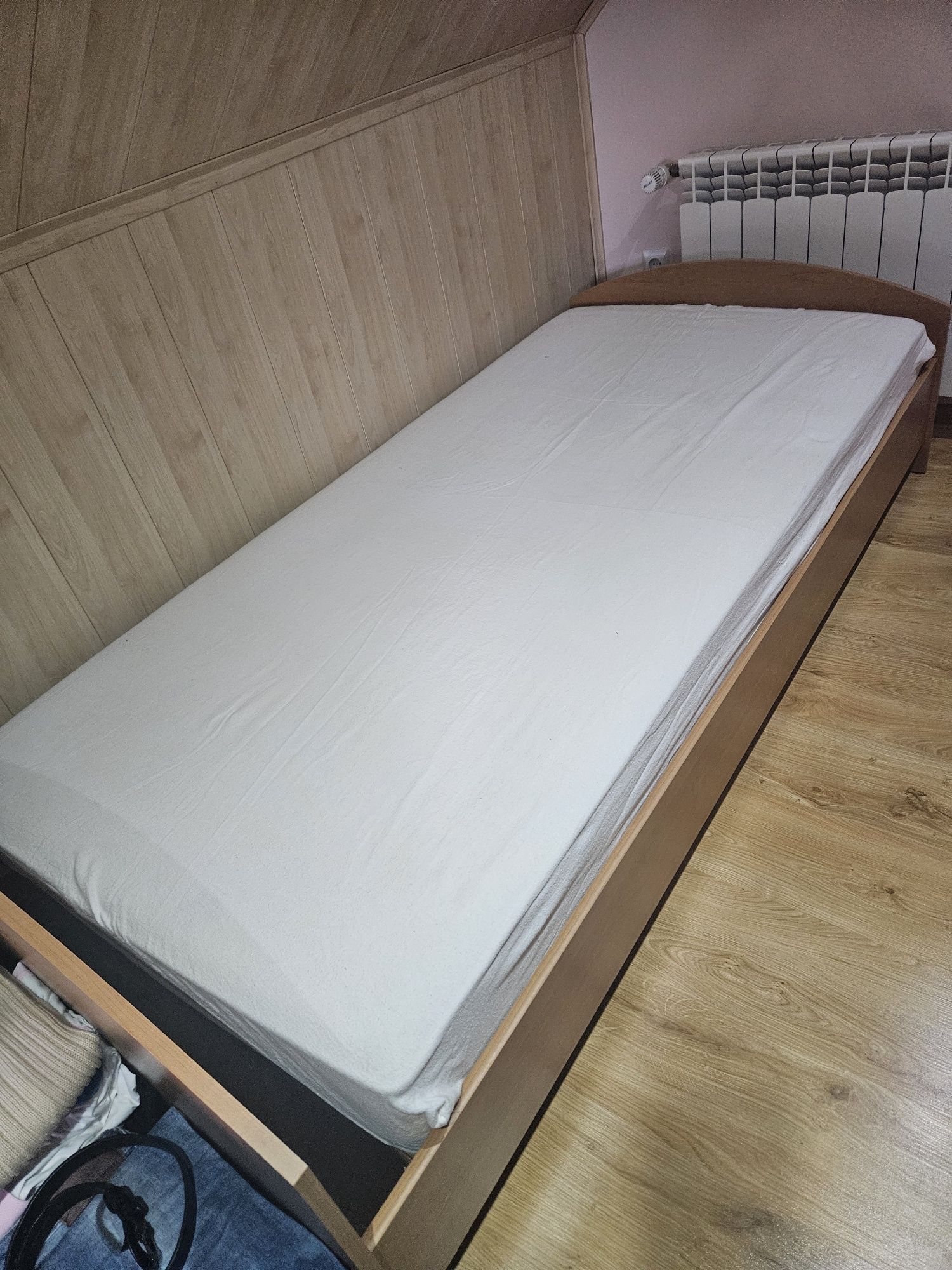 Łóżko pojedyńcze uniwersalne Nowe!200×90