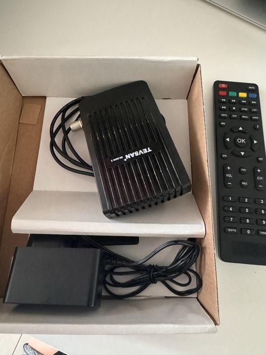 Tuner satelitarny tevsan ek-6000s