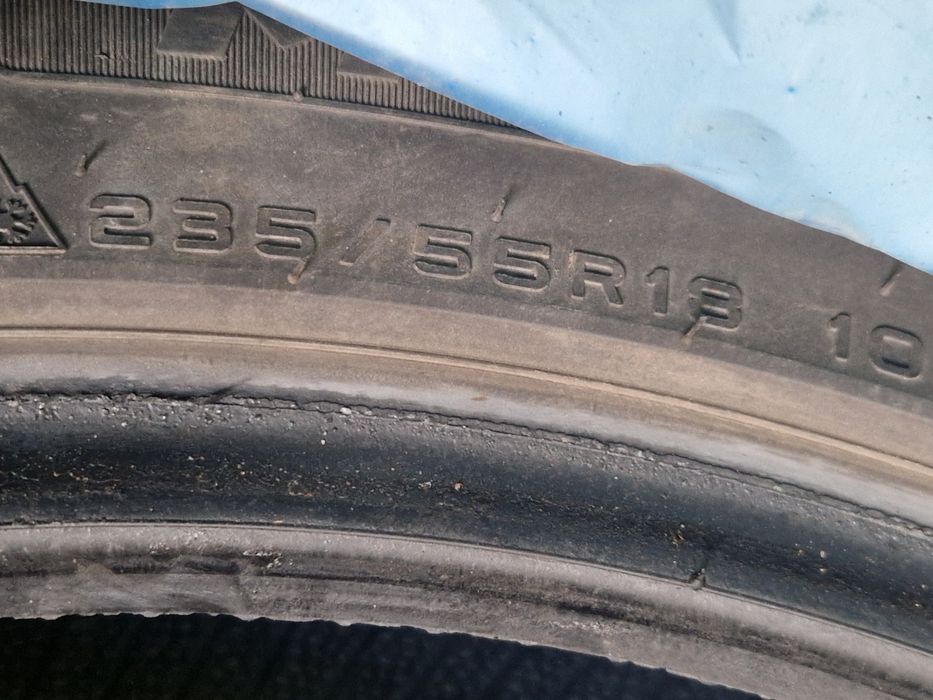 Opony zimowe 235/55R/18