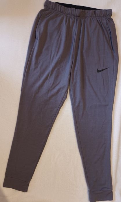 Spodnie dresowe Nike