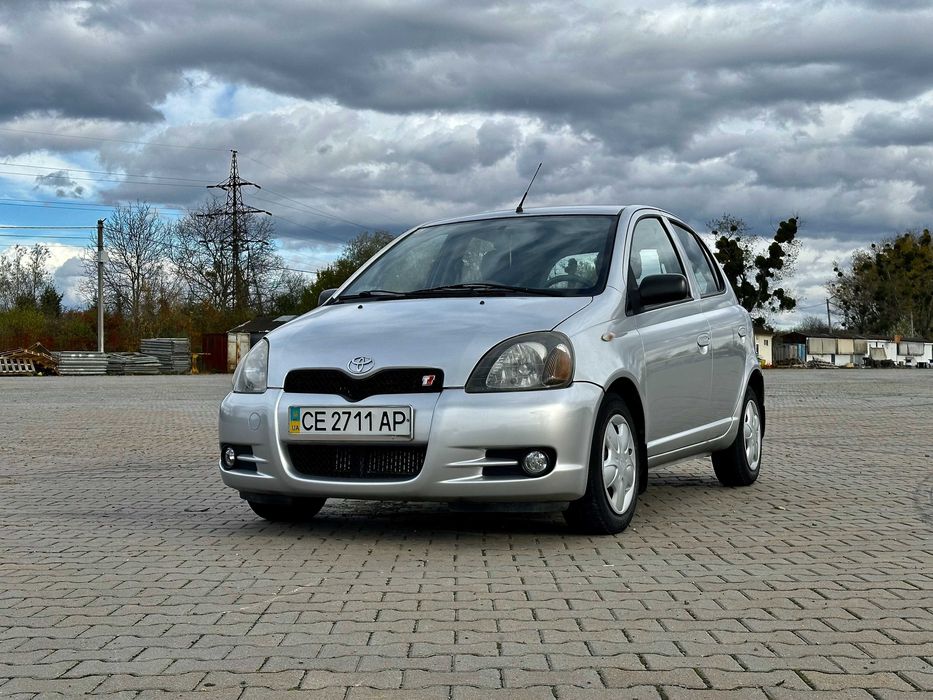 2001 Toyota Yaris