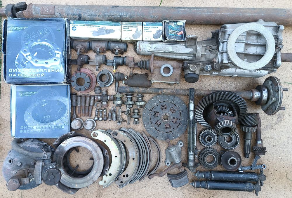 Диск сцепления. Цилиндр тормозной. Амортизатор. Кардан. КПП ГАЗ Волга.