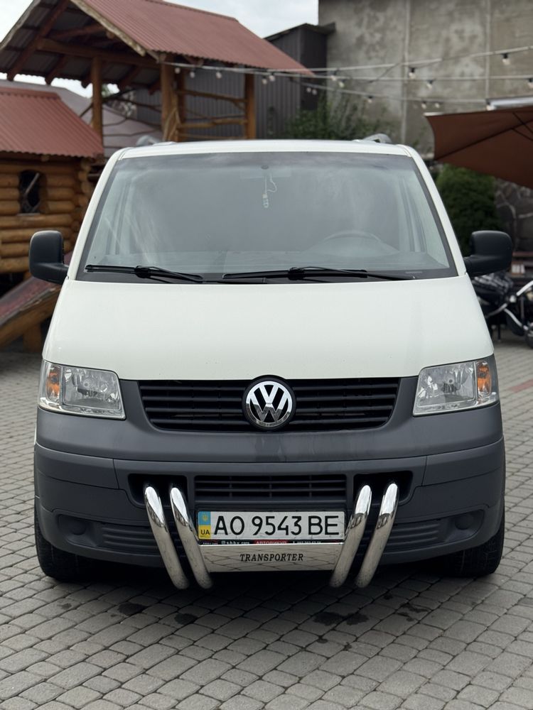 Volkswagen Transporter  2006р 8+1 пасажир  1.9 tdi