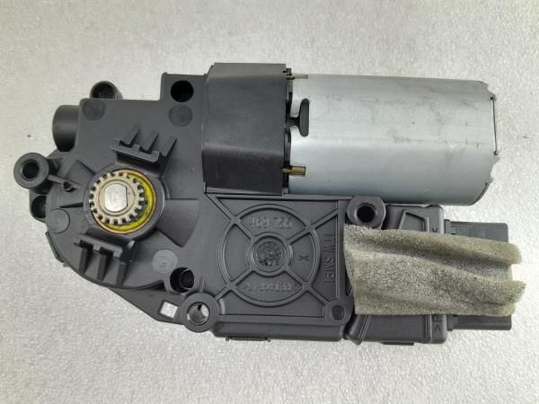 Motor do teto de abrir VOLKSWAGEN Scirocco (137, 138)