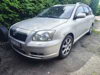 Toyota Avensis Pilnie!!!