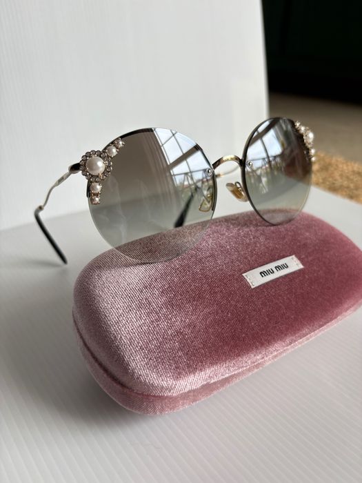 Óculos de Sol Miu Miu