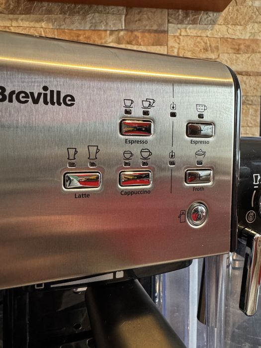 Ekspres Breville PrimaLatte II, Młynek żarnowy Aigostar Flavor