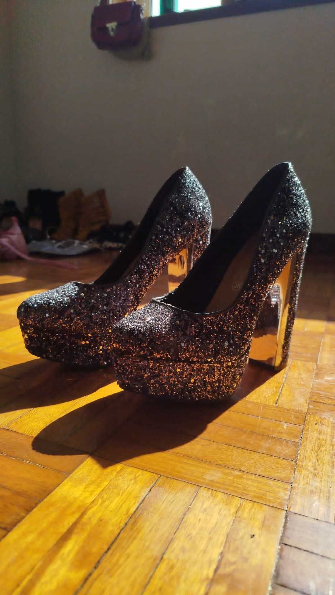 Sapatos como novos