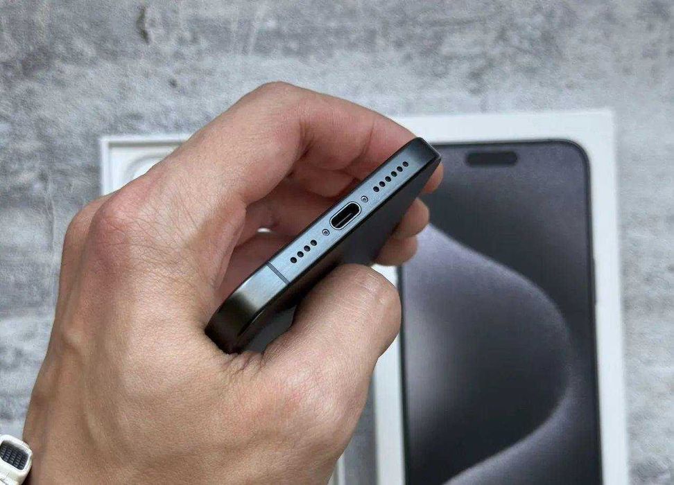 iPhone 15 Pro Max, 256 ГБ