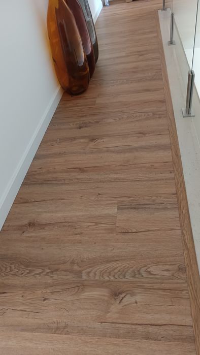 Instalação pavimentos flutuante e vinílico