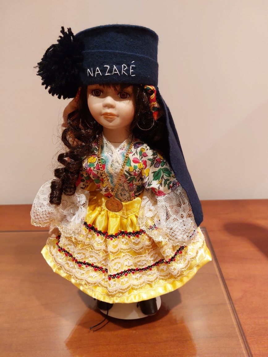 Boneca das 7 saias - Nazaré