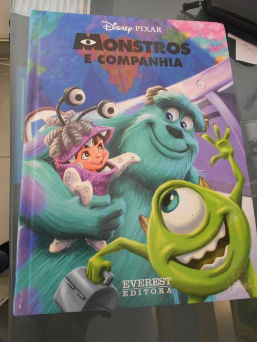 Vendo vários livros da Disney e outros
