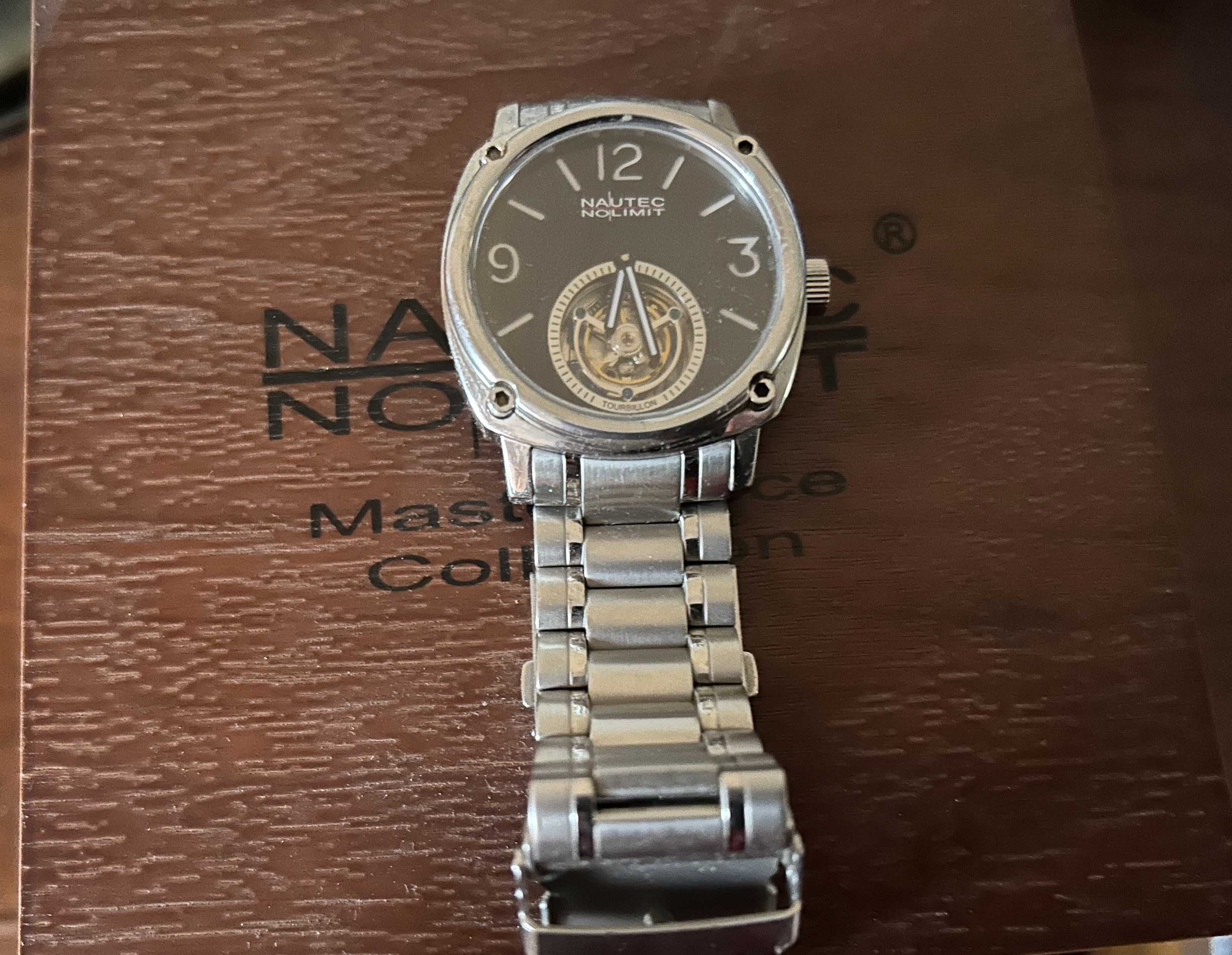 Zegarek Nautec No Limit Tourbillon naciąg manualny, styl Panerai