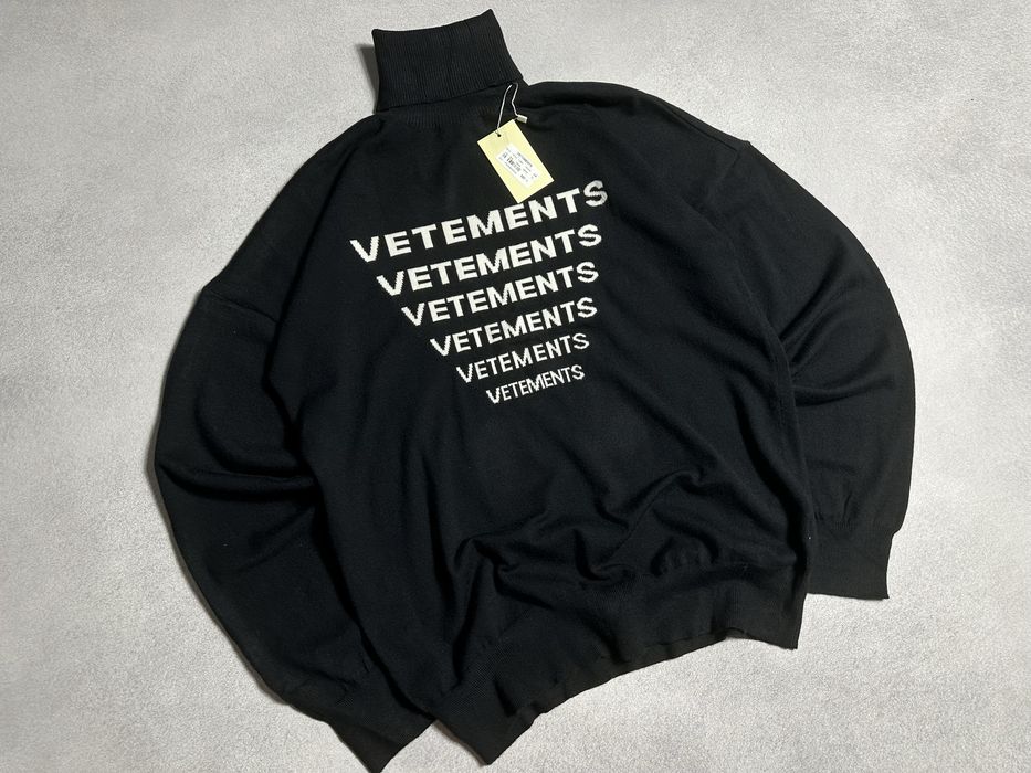 Светр VETEMENTS Black Jacquard Sweater