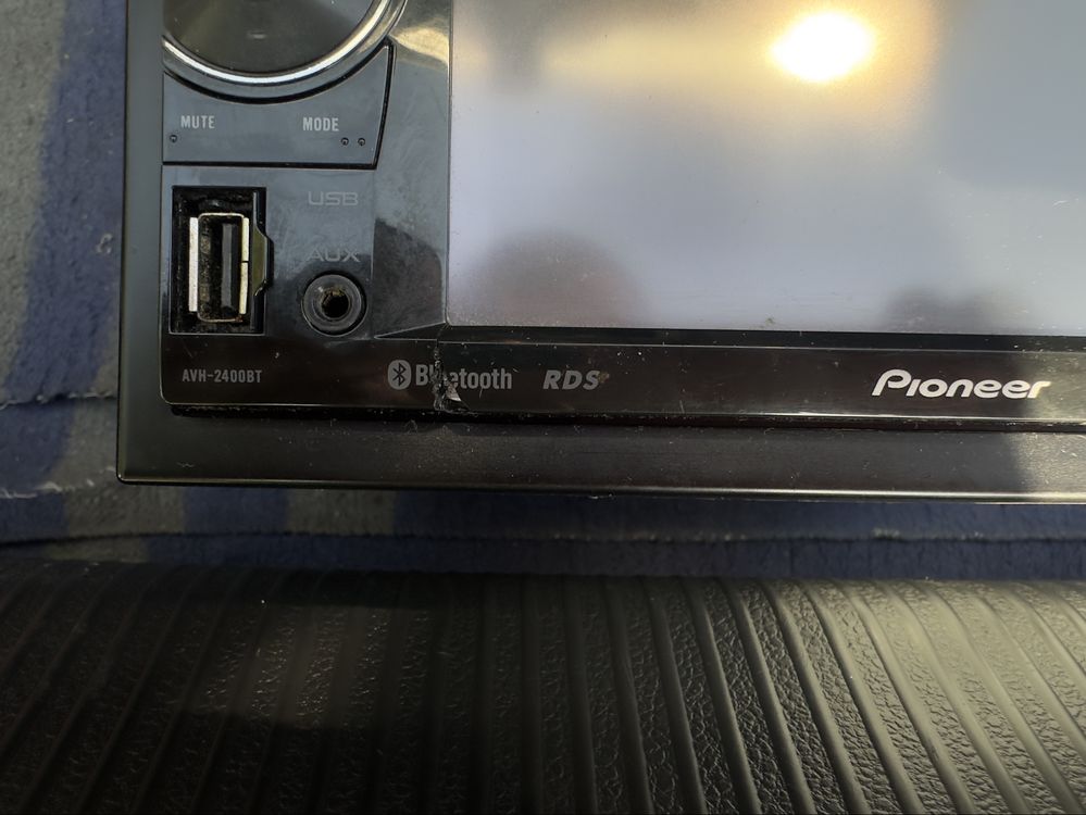 Pioneer AVH 2400BT