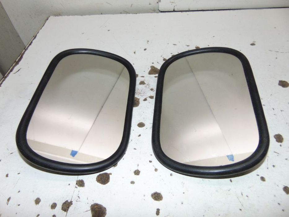 Antigos e clássicos espelhos camionetes ou pick up