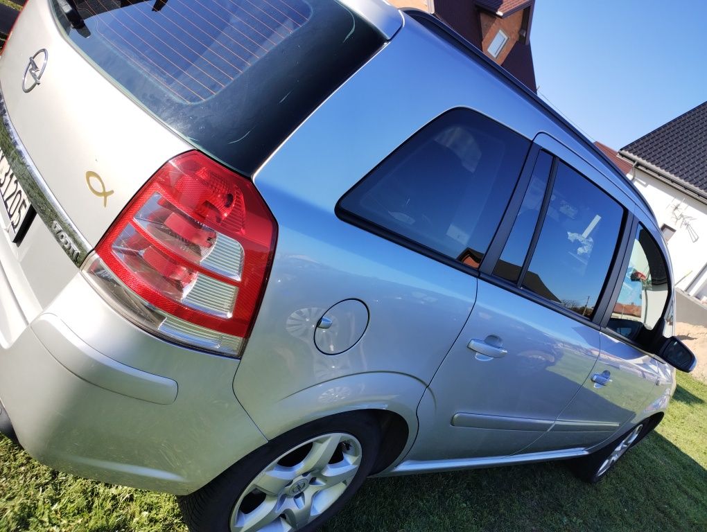 Opel Zafira B z silnikiem Isuzu