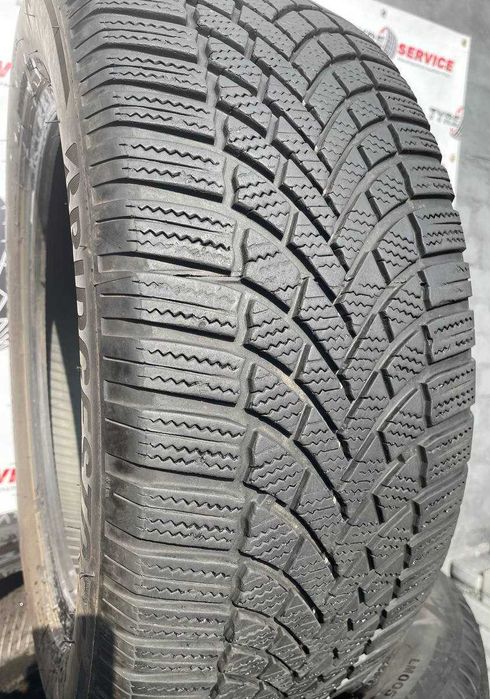Зимние шины 225/55 R17 Bridgestone Blizak LM005 резина