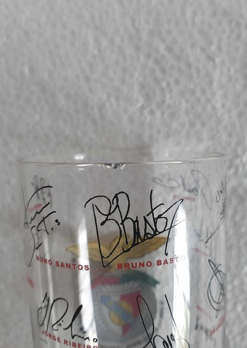Copo do SLB Benfica Ano 2000, Oficial, Assinado pelos jogadores - Raro