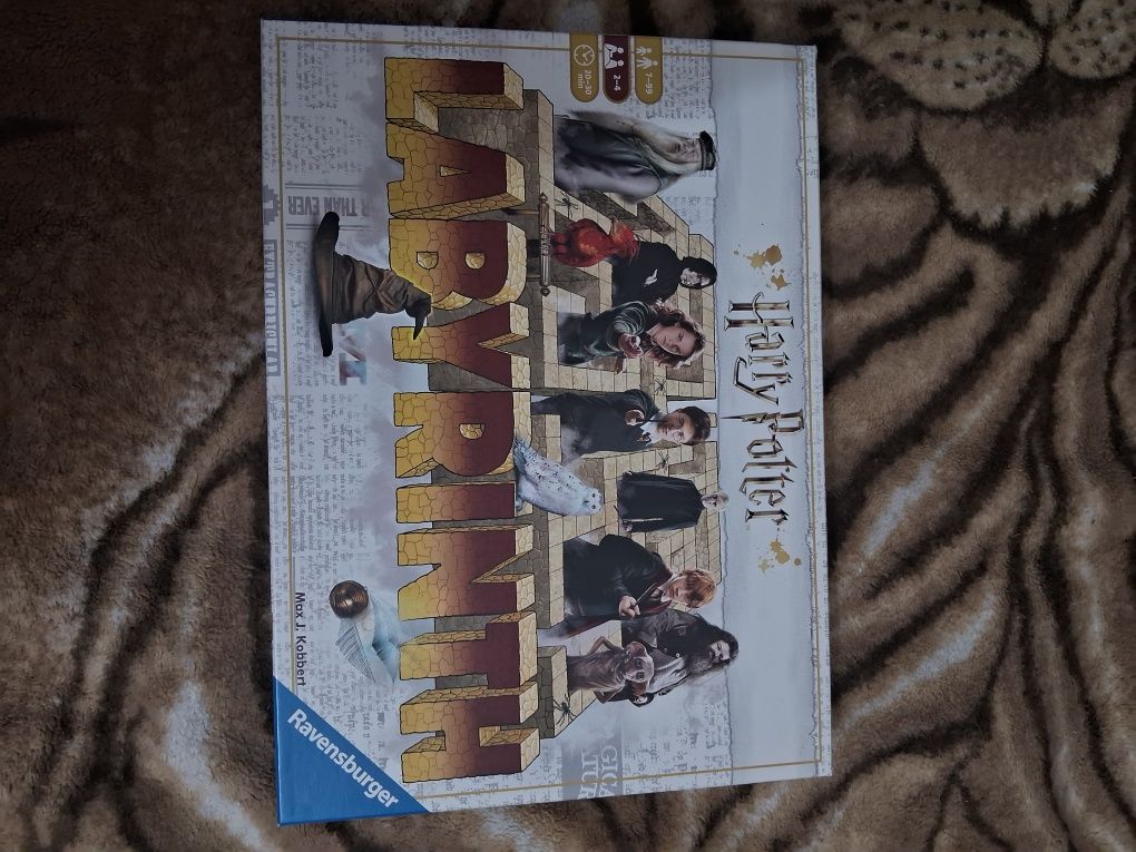 Гра "Лабіринт Гаррі Поттер" від Ravensburger.