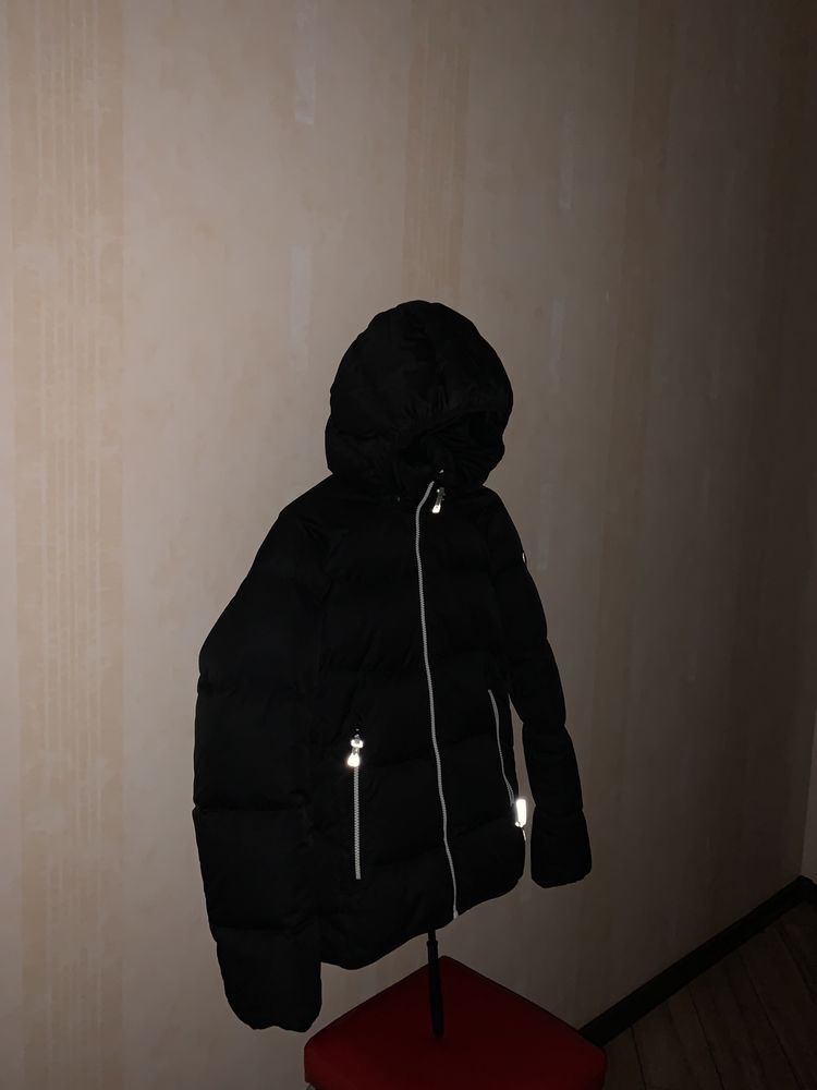 Продам пуховик Reims