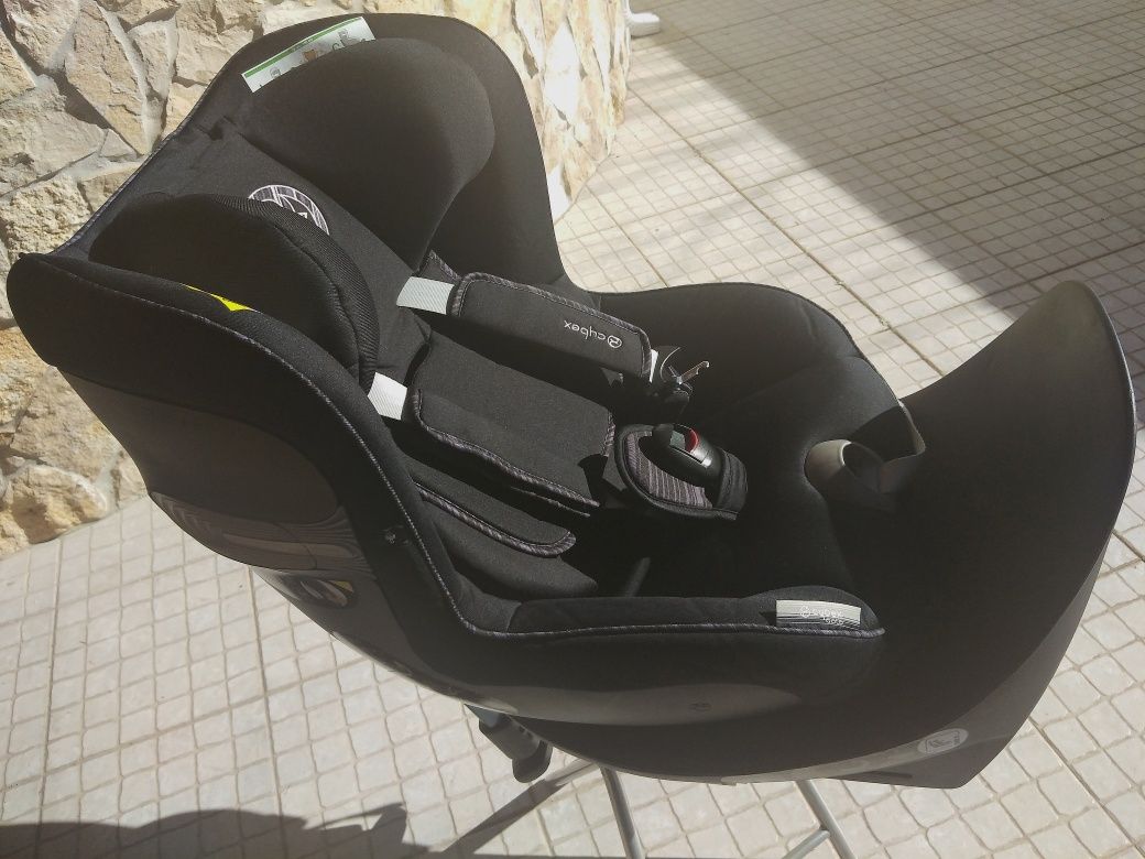 Cadeira auto rotativa Cybex Sirona Gold S I-size 360