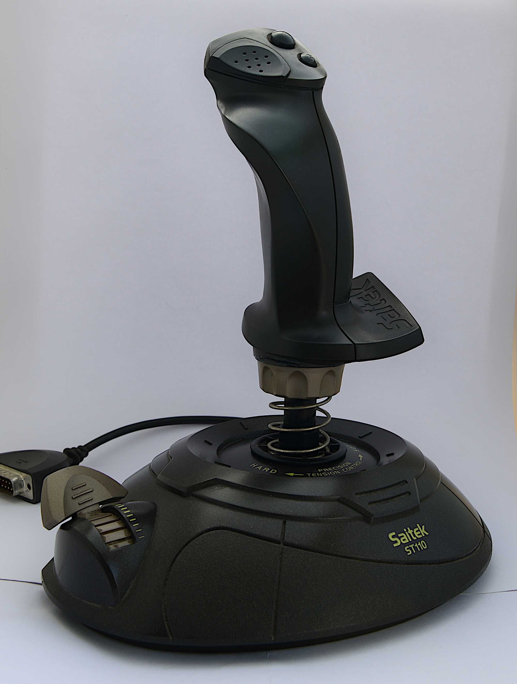 Joystick Saitek ST 110 do komputera retro.